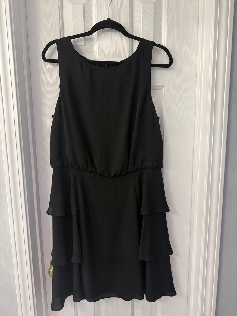 Banana Republic Black Sleeveless Tiered Chiffon Dress